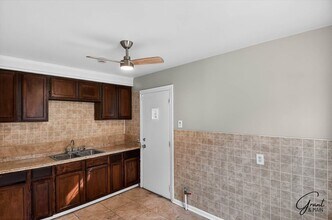 19360 Revere St in Detroit, MI - Building Photo - Building Photo