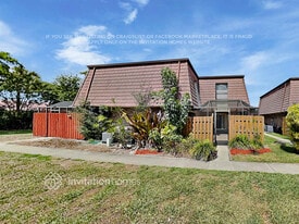 7789 Courtyard Run W in Boca Raton, FL - Building Photo