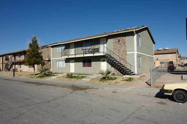 Puebla Estates in Las Vegas, NV - Building Photo - Building Photo