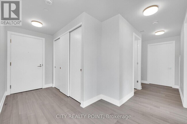 664-664 Spadina Ave. in Toronto, ON - Building Photo - Building Photo
