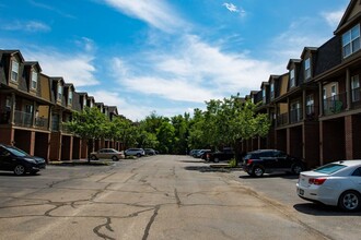 Ridge Valley Townhomes in Milford, MI - Building Photo - Building Photo