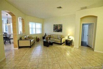 4321 W Whitewater Ave in Weston, FL - Building Photo - Building Photo