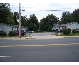 634 S Elm St in High Point, NC - Building Photo - Building Photo