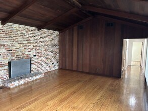 119 Merrydale Rd in San Rafael, CA - Building Photo - Building Photo