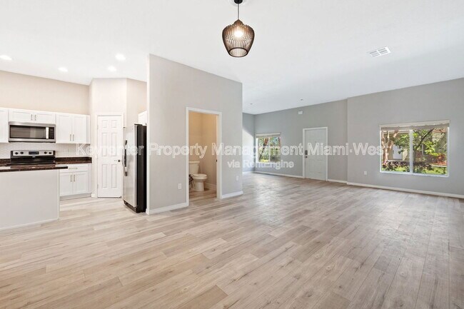 property at 1609 SE 23rd Way