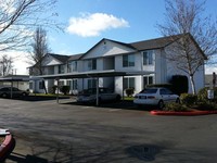 Park Avenue Village Apartments in Salem, OR - Building Photo - Building Photo