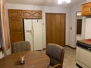 7991 County Road D, Unit Apt 1 in Platteville, WI - Building Photo - Building Photo