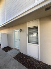 2582-2584 Seahorse Ave in Ventura, CA - Building Photo - Building Photo