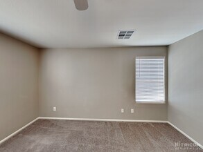 3625 Zug Bug St in North Las Vegas, NV - Building Photo - Building Photo