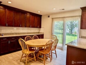 59 Castle Pointe Blvd in Piscataway, NJ - Building Photo - Building Photo