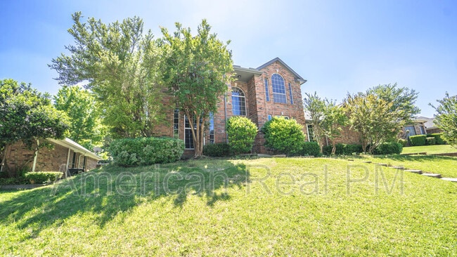 728 Robin Meadow Dr in Desoto, TX - Building Photo - Building Photo