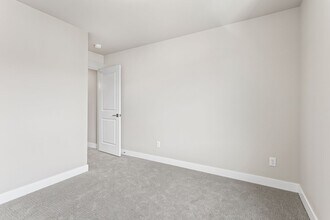 2600 Racquet Ln in Yakima, WA - Building Photo - Building Photo