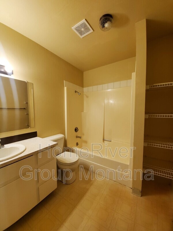 913 Pattee Creek Dr in Missoula, MT - Building Photo - Building Photo