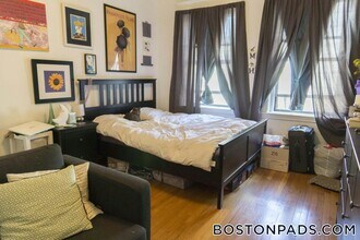 143 Park Dr, Unit 37 in Boston, MA - Building Photo - Building Photo