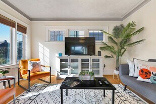 710 10th Ave E, Unit SI ID1035931P in Seattle, WA - Building Photo