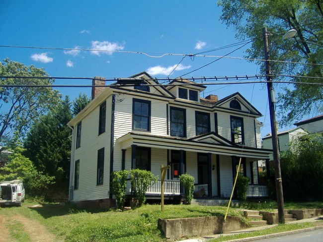 1314-1316 Harrison St in Lynchburg, VA - Foto de edificio - Building Photo