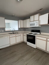 1205 Timberlake Trail in Jacksonville, NC - Building Photo - Building Photo