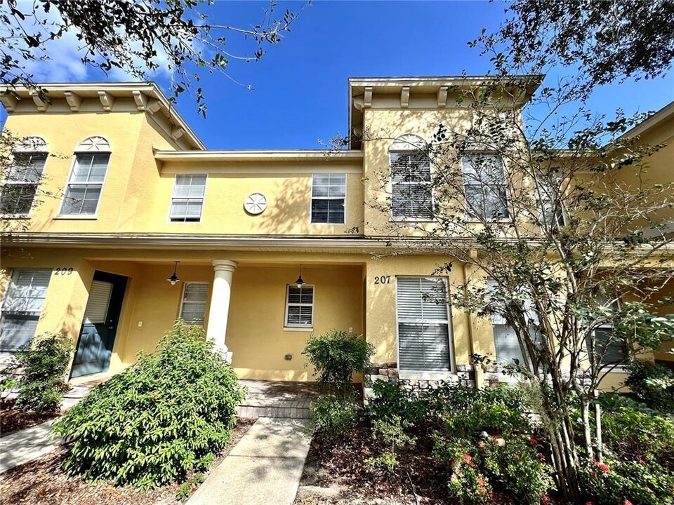 207 Penmark Stone Pl in Valrico, FL - Building Photo