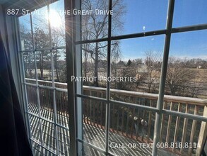 887 St Albert the Great Dr in Sun Prairie, WI - Building Photo - Building Photo