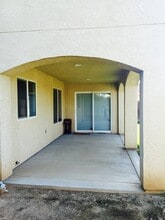 5462 W Holland Ave in Fresno, CA - Building Photo - Building Photo
