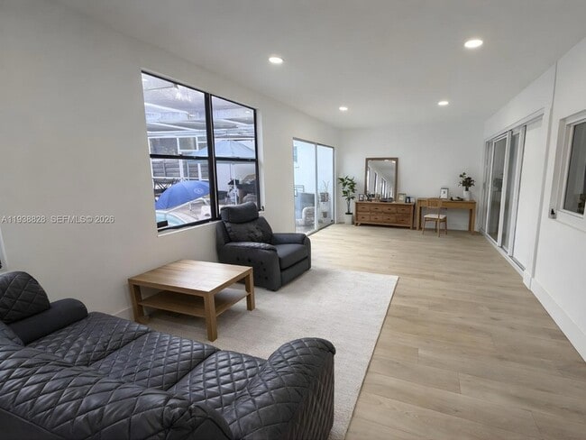 5416 Jefferson St in Hollywood, FL - Foto de edificio - Building Photo