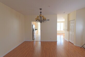 2762 N Greenwood Ave in Arlington Heights, IL - Building Photo - Building Photo