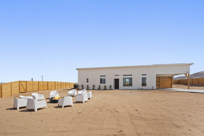 61723 Wilson Terrace in Joshua Tree, CA - Building Photo - Building Photo