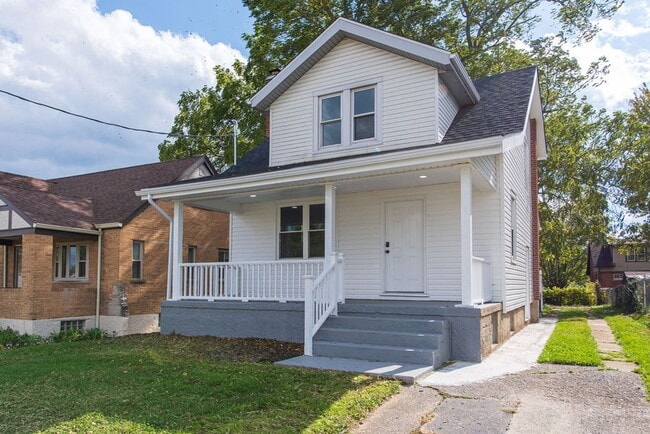 1707 Sterling Ave in Cincinnati, OH - Building Photo - Building Photo