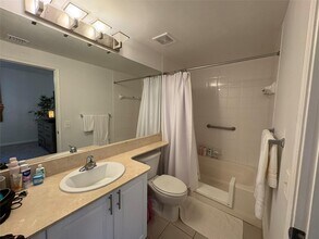 780 S Sapodilla Ave, Unit 3 in West Palm Beach, FL - Foto de edificio - Building Photo