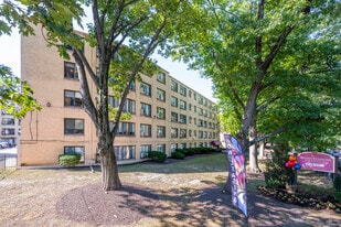 Walden Commons in Washington, DC - Building Photo