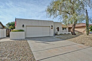 6747 E Aire Libre Ln in Scottsdale, AZ - Building Photo