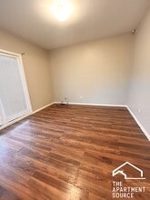 842 N Wood St, Unit 2 in Chicago, IL - Building Photo - Building Photo