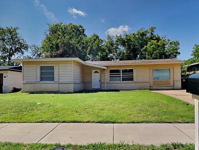 property at 2126 Ridgeway St