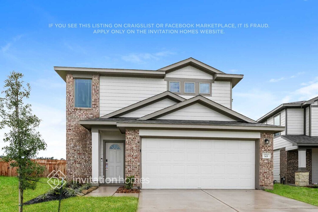 5628 Poinsettia Pl in Montgomery, TX - Building Photo