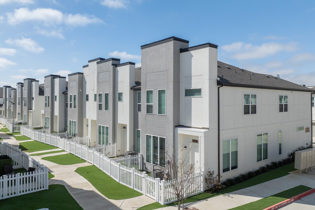 Enclave at Mason Creek in Katy, TX - Foto de edificio