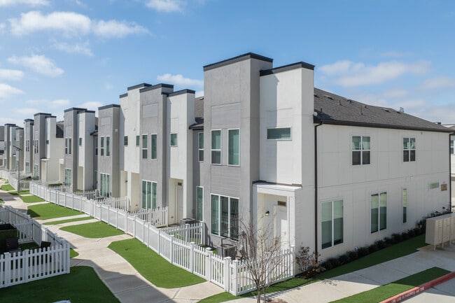 Enclave at Mason Creek