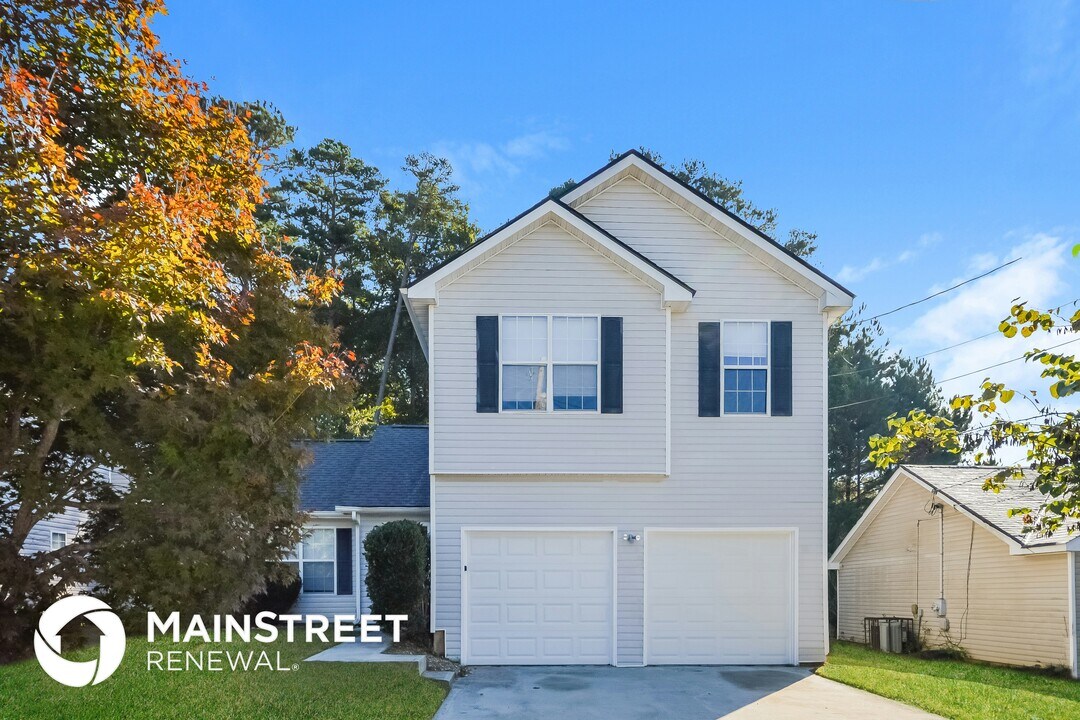 6704 Etterlee Dr in Stone Mountain, GA - Building Photo