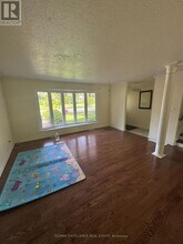 12 Vanderbrent Crescent in Toronto, ON - Building Photo - Building Photo