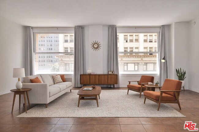 property at 215 W 7th St