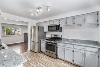 3474 W Powers Ave in Littleton, CO - Building Photo - Building Photo