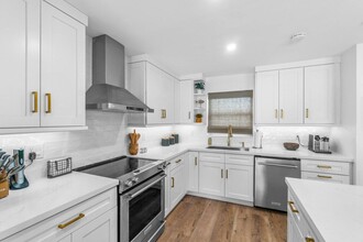 4586 Ellwood Dr in Delray Beach, FL - Building Photo - Building Photo