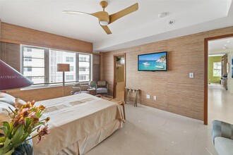 16 Island Ave in Miami Beach, FL - Building Photo - Building Photo
