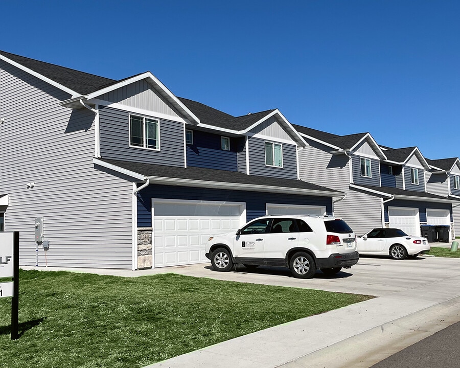 Timberwolf Townhomes in Mankato, MN - Foto de edificio