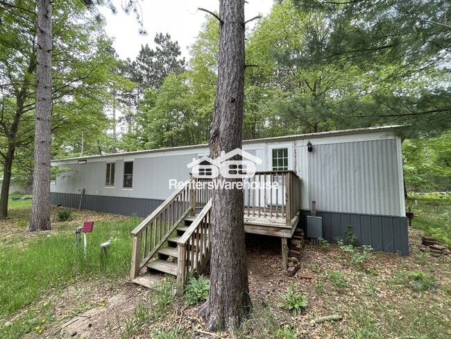 property at N10701 610th St