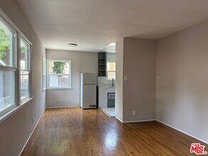 1159 N Genesee Ave in West Hollywood, CA - Building Photo - Building Photo