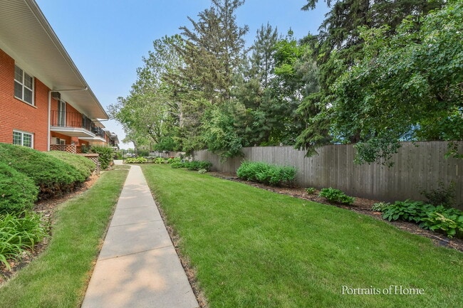 775 Pershing Ave in Glen Ellyn, IL - Building Photo - Building Photo