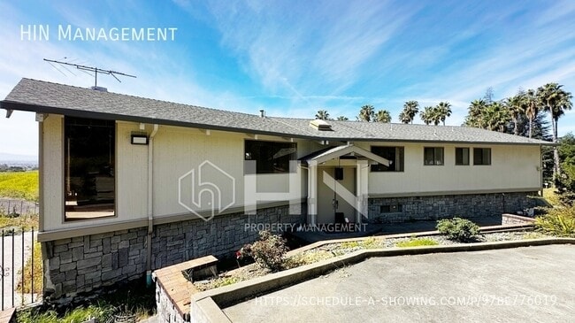 property at 47000 Ocotillo Ct