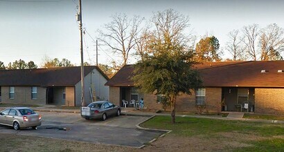 425 N Sibley St in Benton, LA - Building Photo - Building Photo