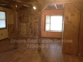 52 Railroad St SW in Pataskala, OH - Building Photo - Building Photo