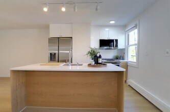 432 2nd St in Jersey City, NJ - Building Photo - Building Photo